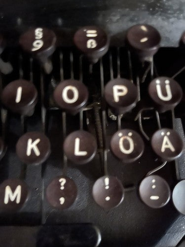 Rare 1930s German Issued Adler Portable Typewriter Qwertz Keyboard Field Style - Image 9