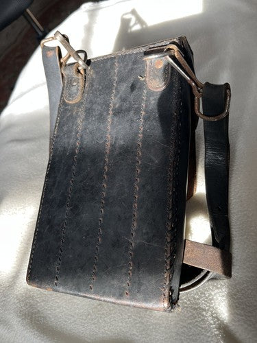 German WW2 Black Leather MP28 Style Magazine Pouch 4-Cell Case Shoulder Strap - Image 2