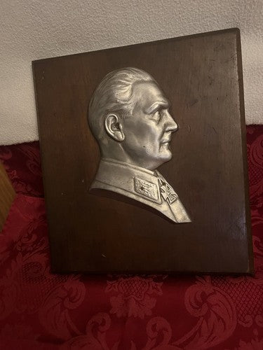 WWI German Fighter Ace Silver Alloy Plaque High Relief Walnut Hermann Goering - Image 7