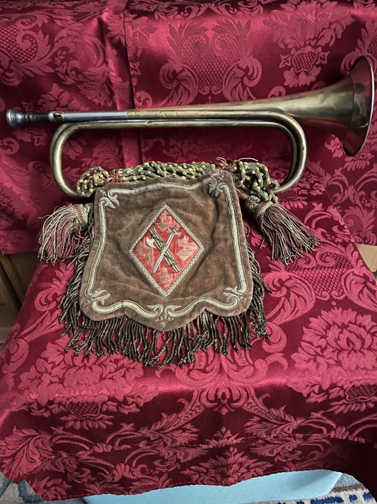 Mussolini Il Duce Trumpet Banner Guardia Pretoriana Personal Bodyguard Gold Silk