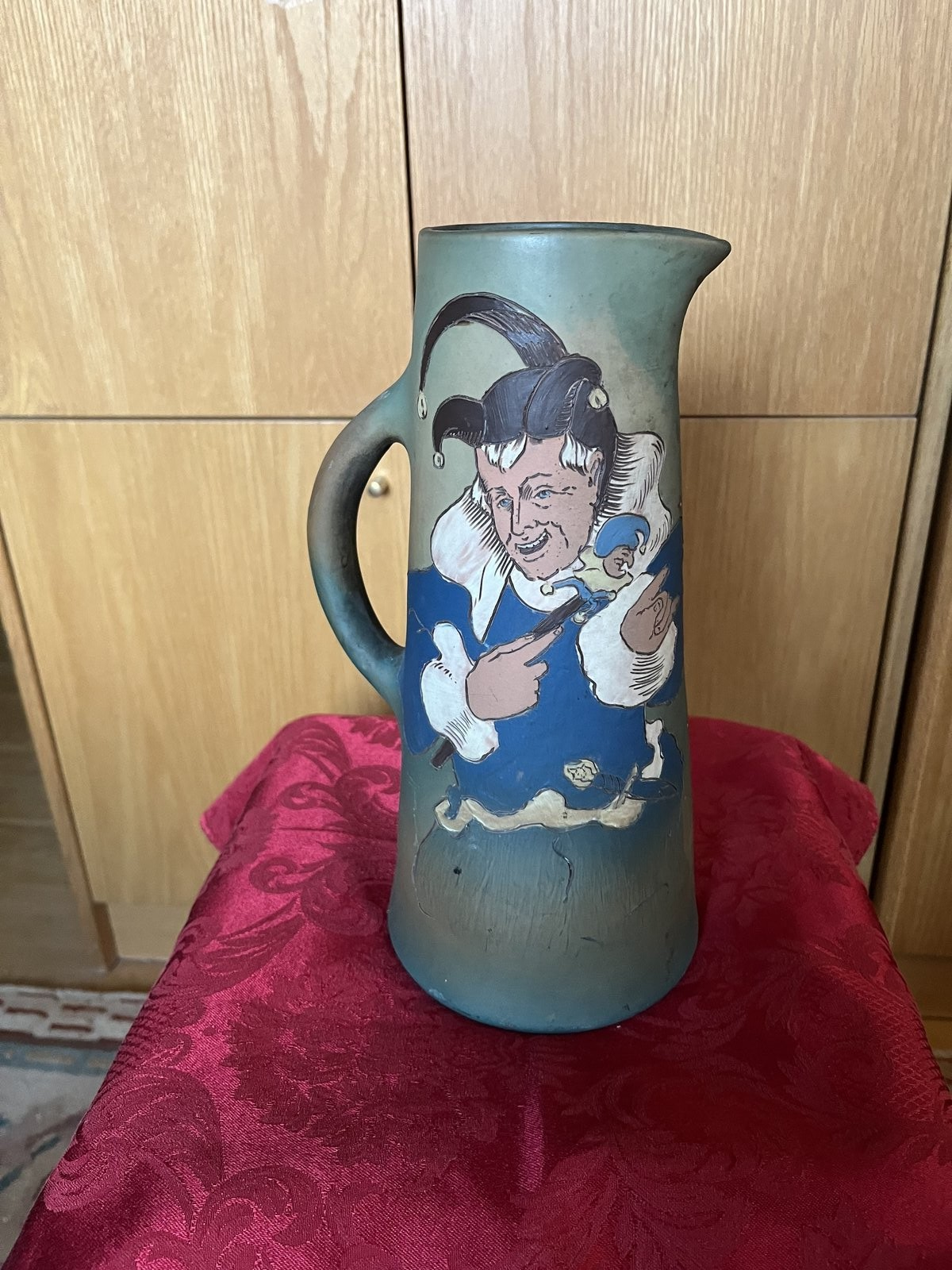 Early 20thC Weller Dickinsonware Pottery Pitcher Medieval Jester Mint 11.5" 590 - Image 2