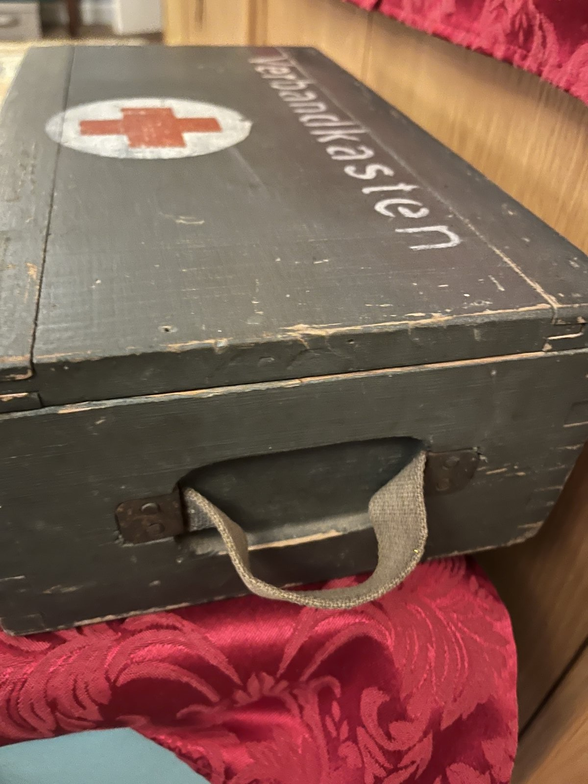 WW2 German Wehrmacht Verbandkasten First Aid Wood Case 1944 Feldgrau Syringes - Image 7