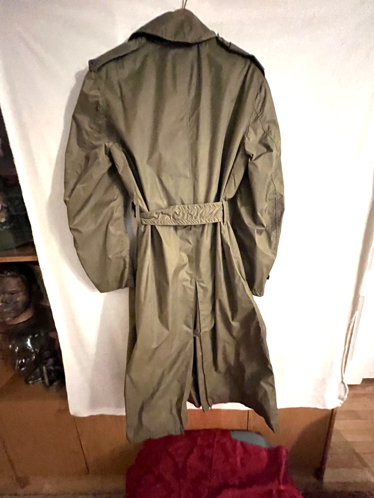 WW2 US Army Officer Lightweight Raincoat Taupe 44L Hallberg Stock 8405-634-4927 - Image 6